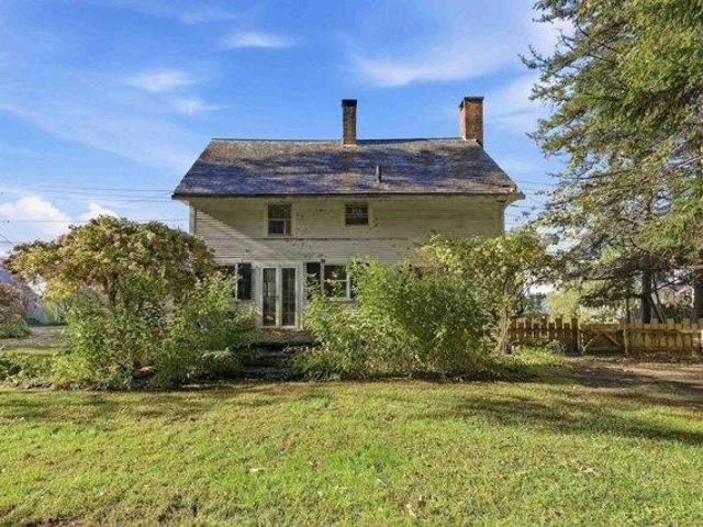 House for sale in Woodstock Village Historic District, Woodstock
