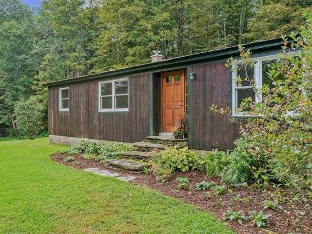 House for sale in Woodstock, Windsor County