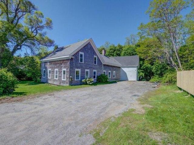 House for sale in Woolwich, Maine