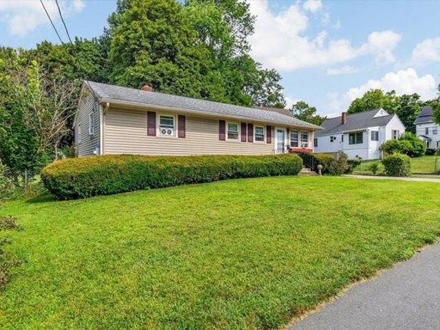 House for sale in Jamesville, Worcester