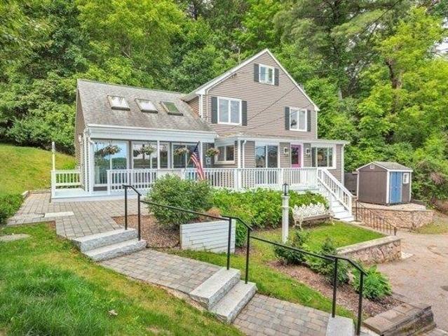 House for sale in Wrentham, Massachusetts