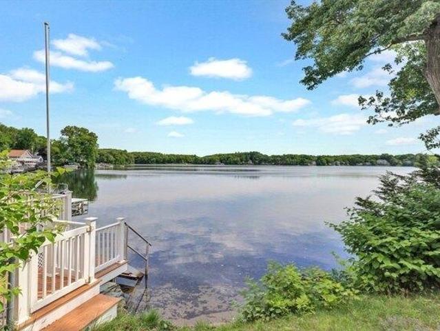 House for sale in Wrentham, Massachusetts