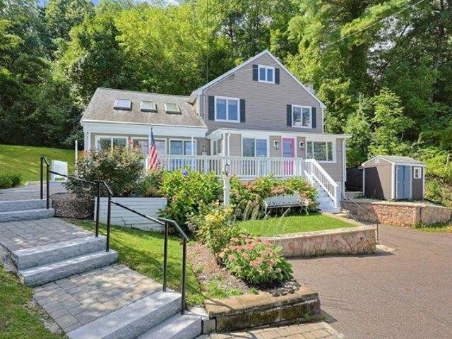 House for sale in Wrentham, Massachusetts