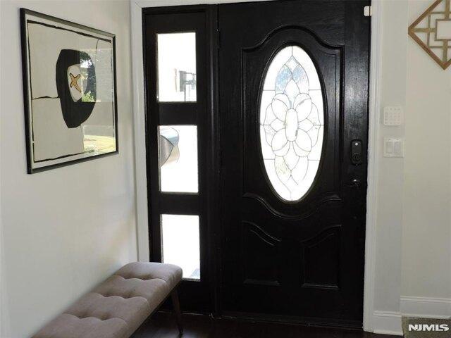 House for sale in Wyckoff, New Jersey