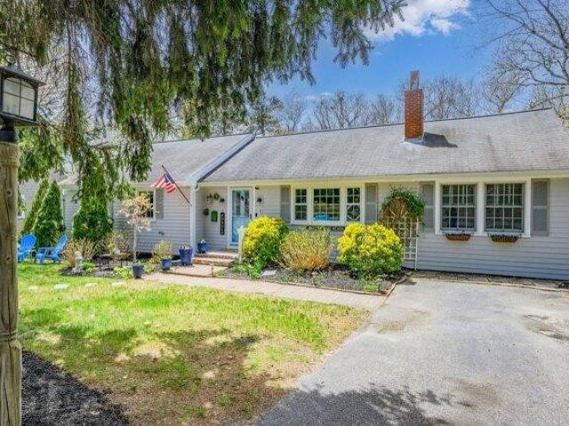House for sale in South Yarmouth, Massachusetts