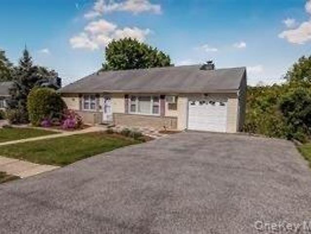 House for sale in Glenwood, New York