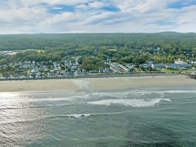 House for sale in York Beach, York