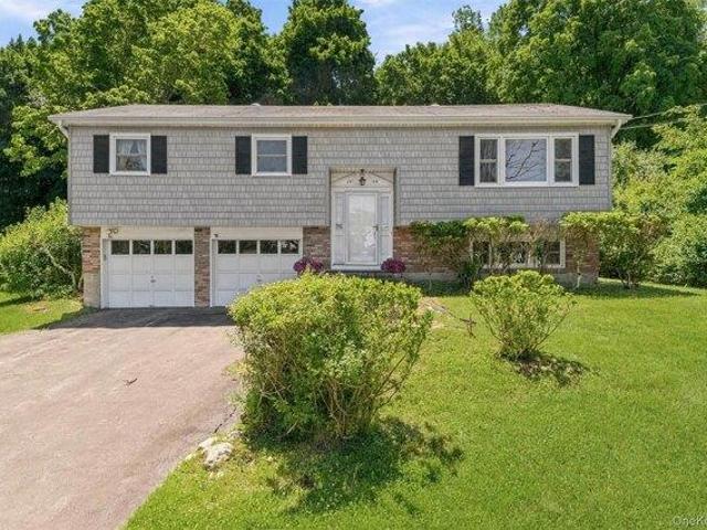 House for sale in Cortlandt Manor, New York