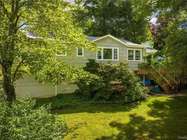 House for sale in Cortlandt Manor, New York