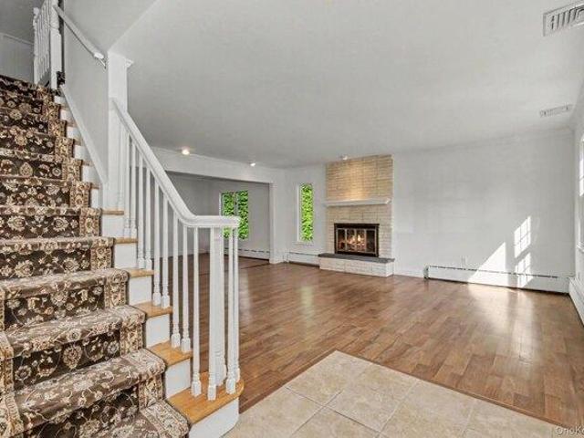 House for sale in Amawalk, New York