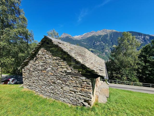 Haus kaufen in Serravalle, Tessin
