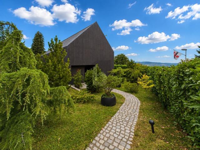Haus kaufen in Burg im Leimental, Bezirk Laufen