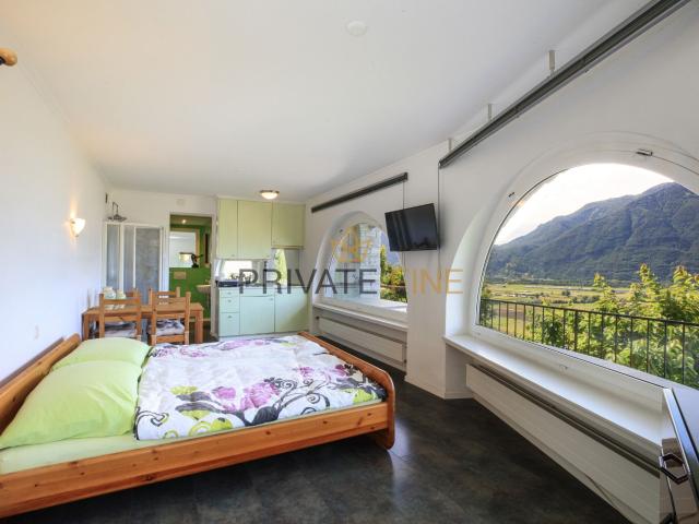 Haus kaufen in Gordola, Distretto di Locarno