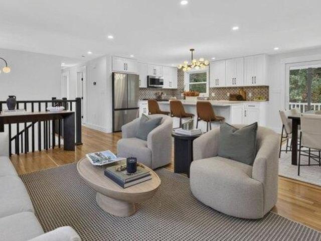House for sale in South Acton, Acton