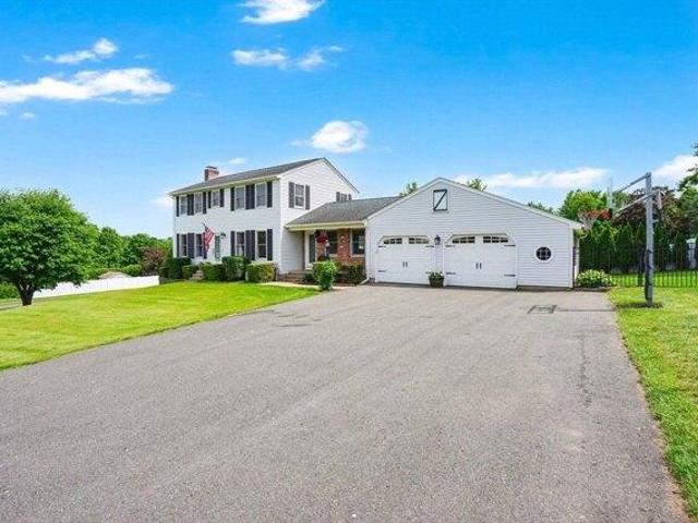 House for sale in Hampden, Massachusetts