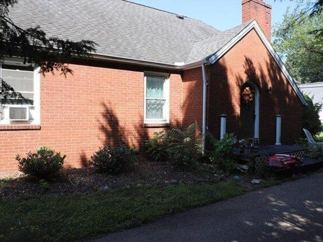 House for sale in Hampden, Massachusetts
