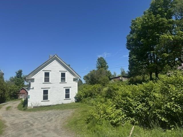 House for sale in Albany, Vermont