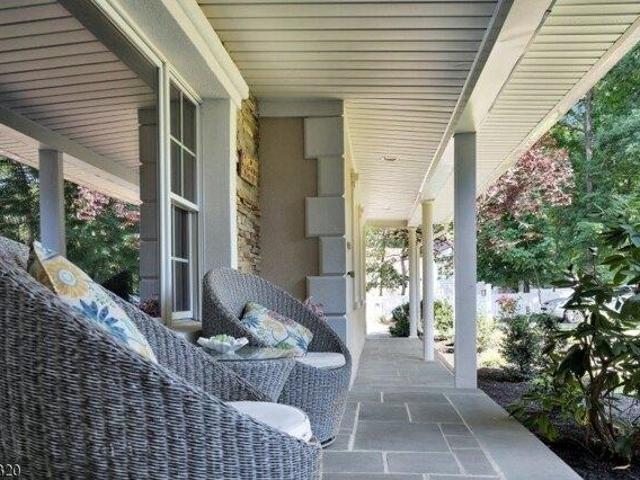 House for sale in Allendale, New Jersey