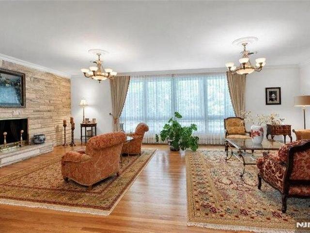 House for sale in Alpine, New Jersey