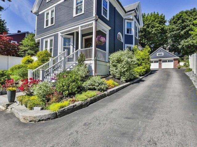 House for sale in Amesbury, Massachusetts
