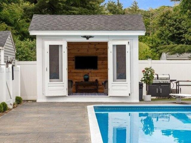 House for sale in Amesbury, Massachusetts