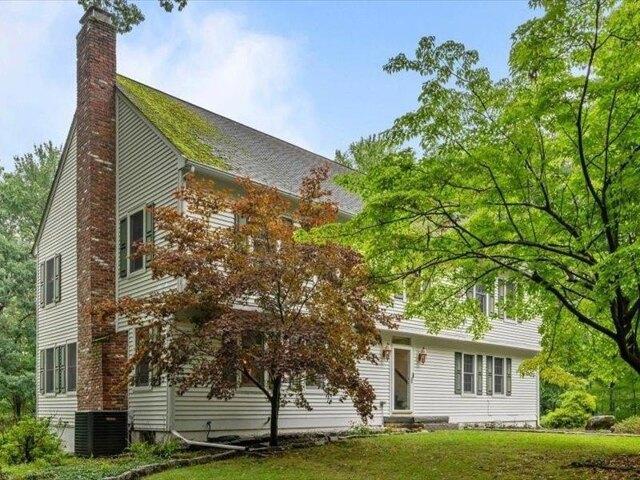 House for sale in New Hampshire