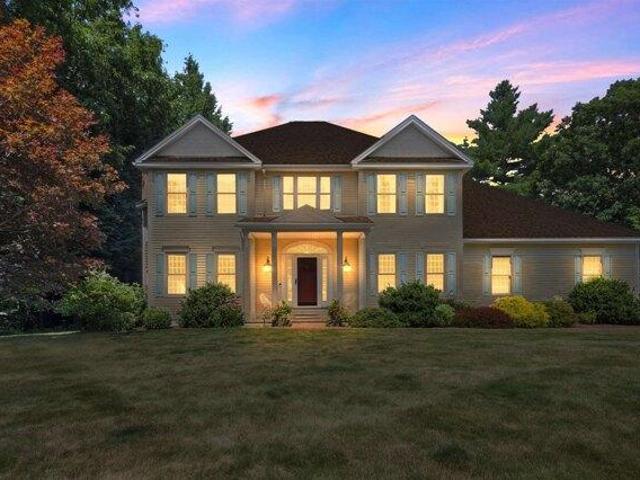 House for sale in New Hampshire