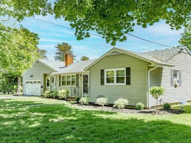 House for sale in Andover, Massachusetts