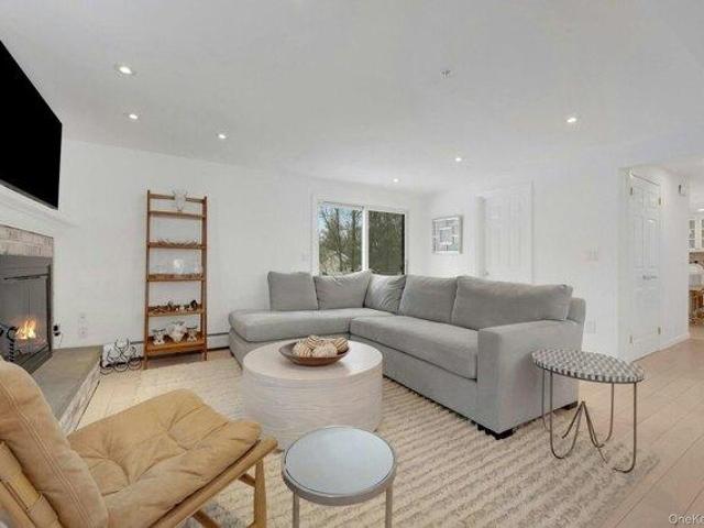 House for sale in Ardsley, New York