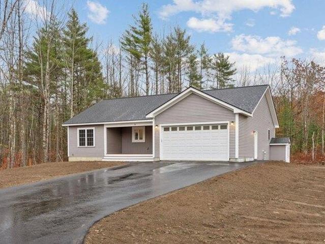 House for sale in Maine