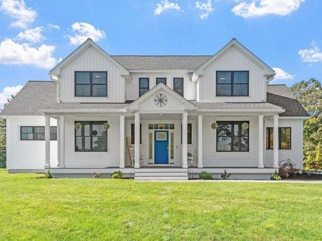 House for sale in Ashby, Massachusetts