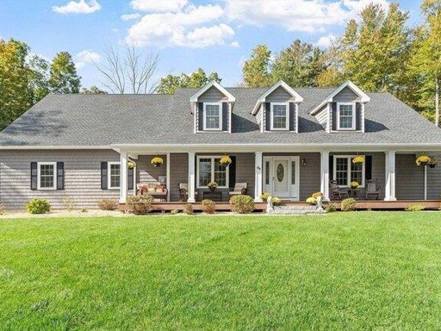 House for sale in Ashby, Middlesex County
