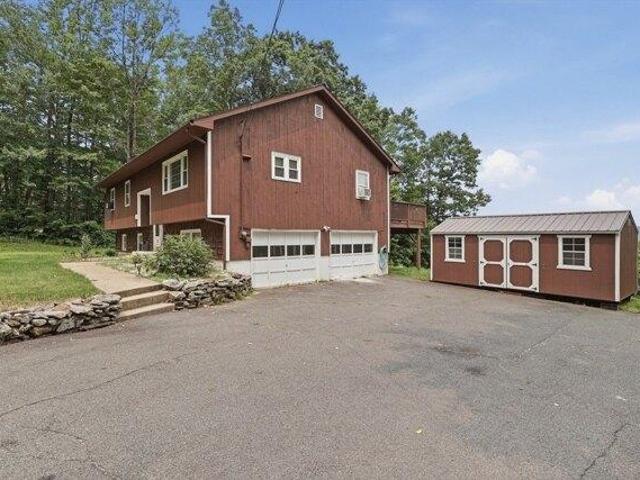 House for sale in Athol, Massachusetts