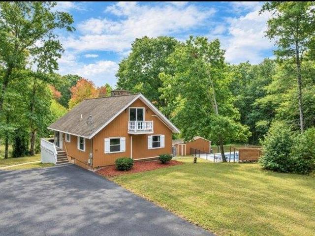 House for sale in Atkinson, Rockingham County