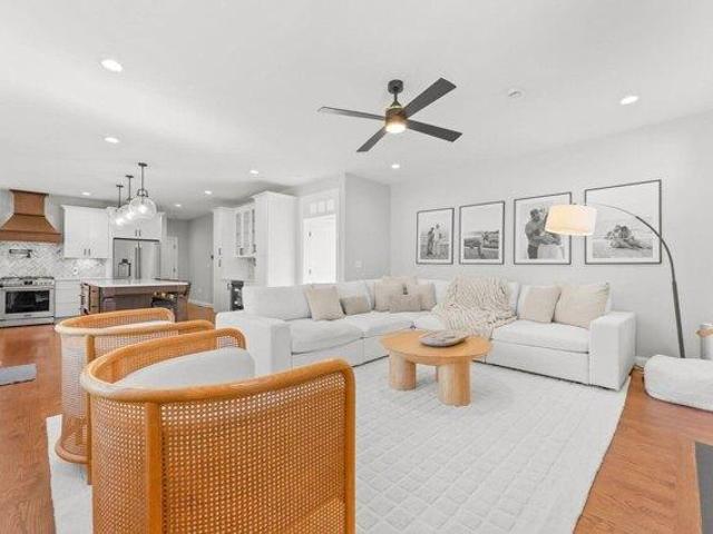 House for sale in Rolling Hills Estates, Attleboro