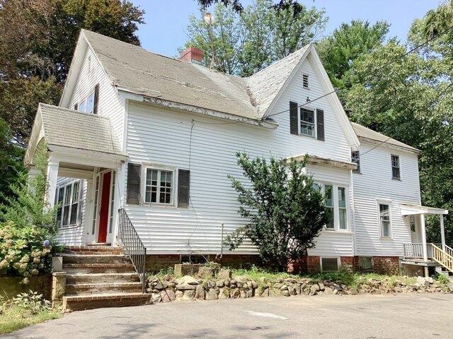 House for sale in Dodgeville, Attleboro