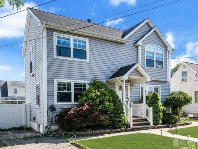 House for sale in Avenel, New Jersey