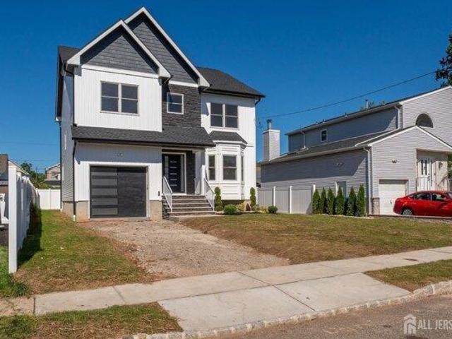House for sale in Avenel, Woodbridge Township
