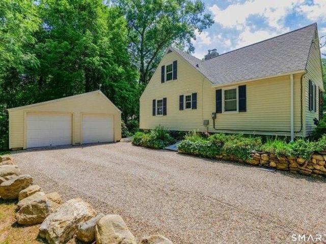 House for sale in Avon, Connecticut