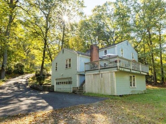House for sale in Avon, Connecticut