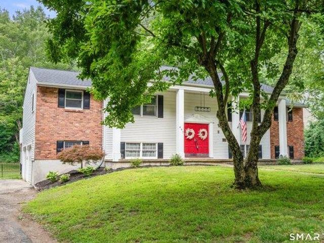 House for sale in Avon, Connecticut