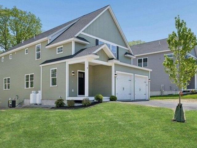 House for sale in Ayer, Massachusetts