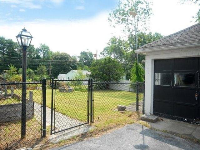 House for sale in Ayer, Middlesex County