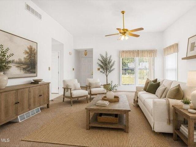 House for sale in Saratoga, New York