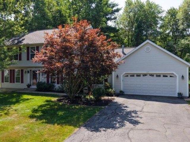 House for sale in Saratoga, New York