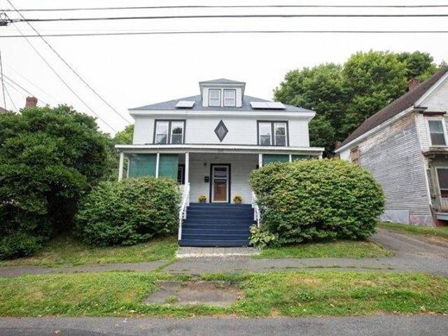 House for sale in Stetson Square, Bangor