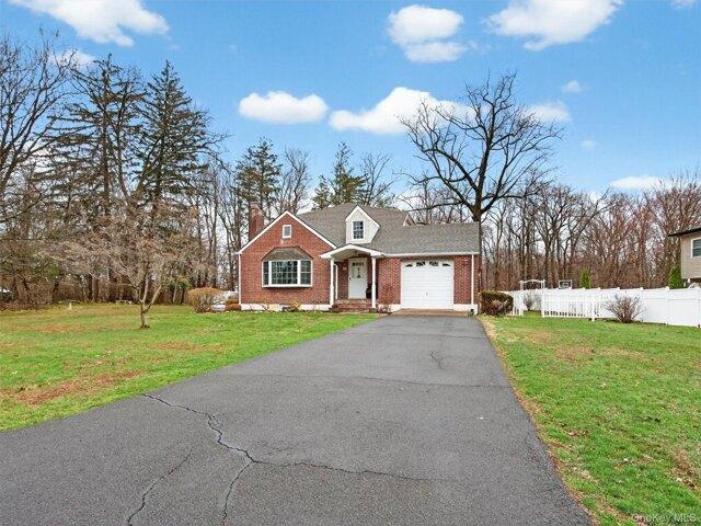 House for sale in Rockland, New York