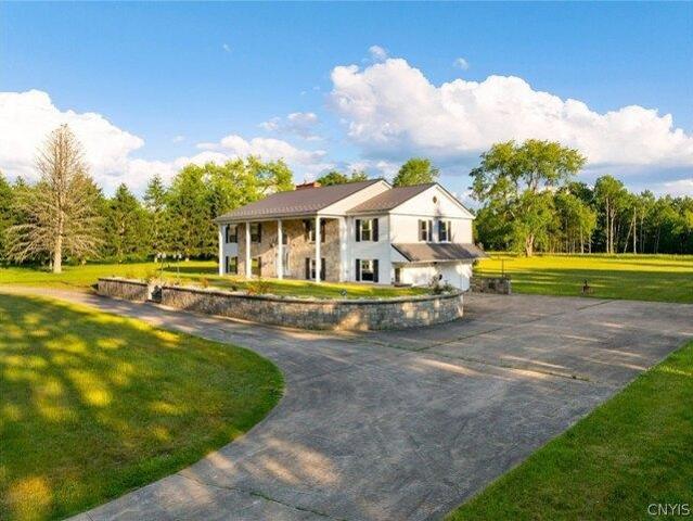 House for sale in Oneida, New York
