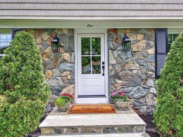 House for sale in Barrington, Rhode Island