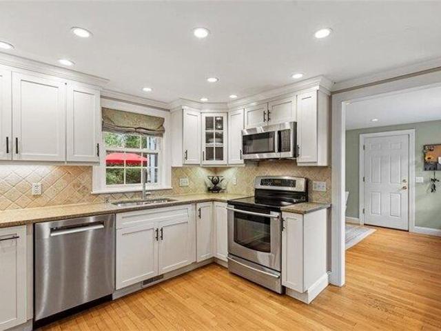 House for sale in West Barrington, Barrington